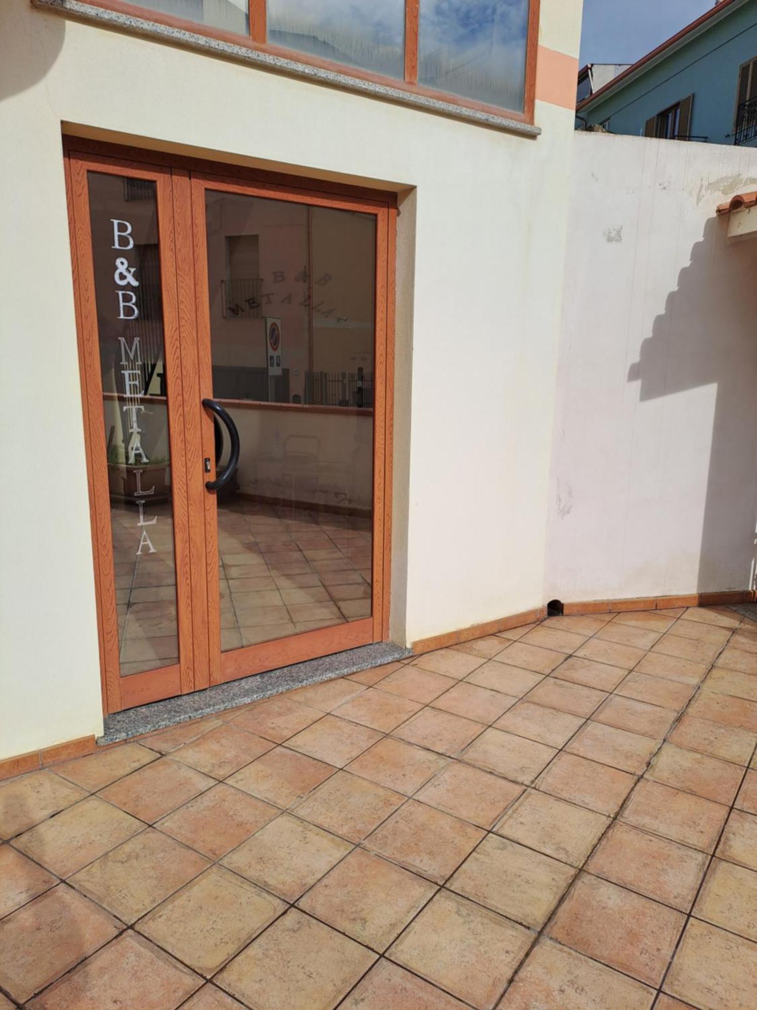 B&B Metalla Iglesias Exterior photo